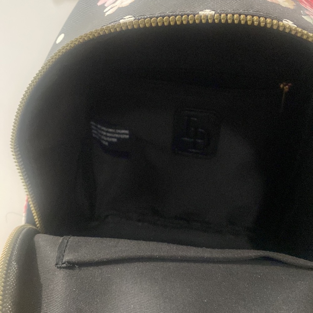 Bag Never Worn - image 2